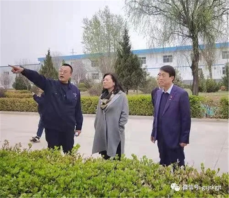 金控擔(dān)保保后管理檢查組到金控平?jīng)鰮?dān)保檢查調(diào)研